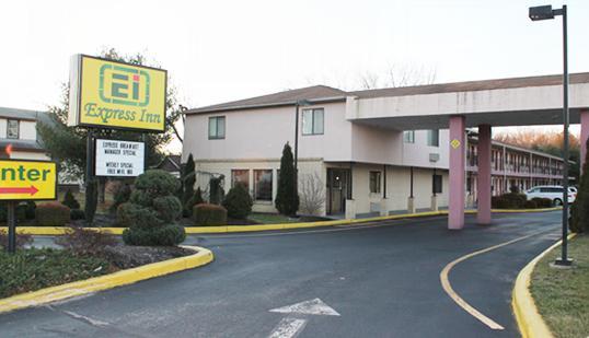 Express Inn - Wall Farmingdale Екстер'єр фото
